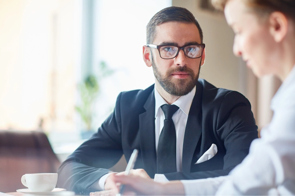 lanseaza afacere de consultanta